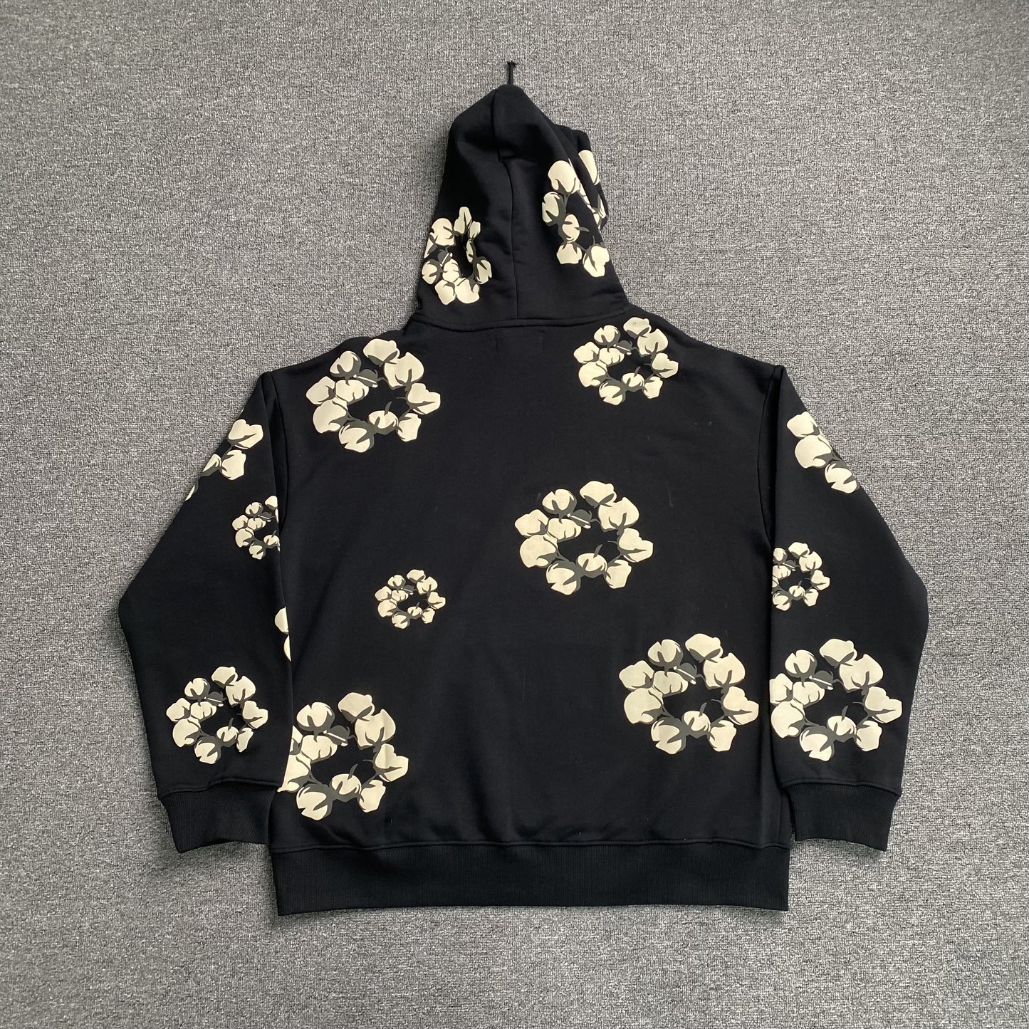 denim-tears-x-cpfm-cactus-tears-wreath-hoodie-black-2-Drip Store Argentina