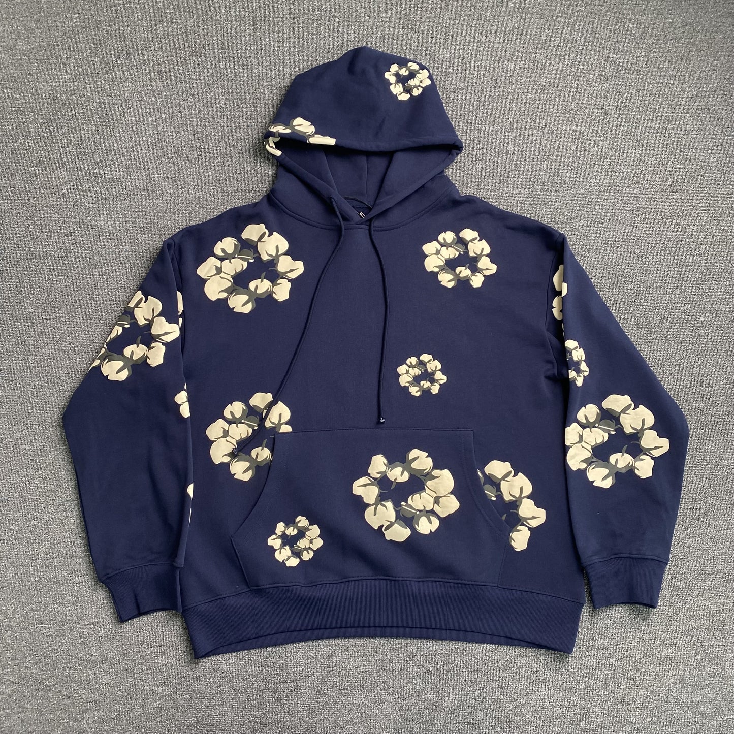 denim-tears-x-cpfm-cactus-tears-wreath-hoodie-navy-Drip Store Argentina