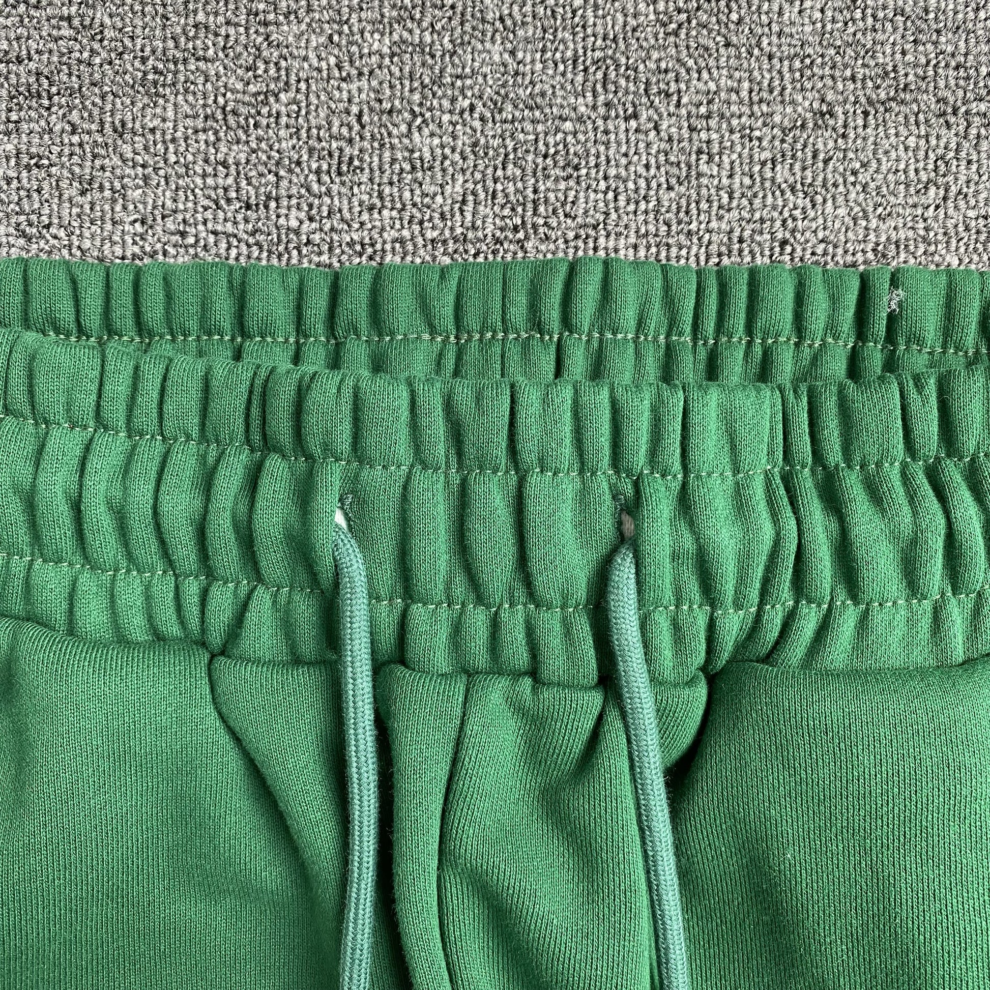 denim-tears-x-cpfm-cactus-tears-wreath-pants-green-4-Drip Store Argentina