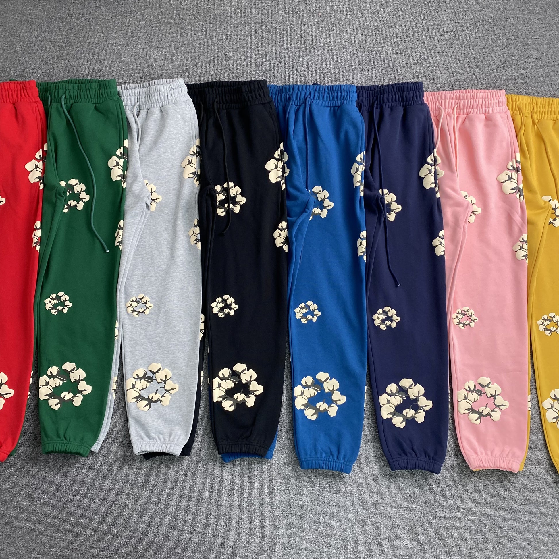 denim-tears-x-cpfm-cactus-tears-wreath-pants-navy-7-Drip Store Argentina