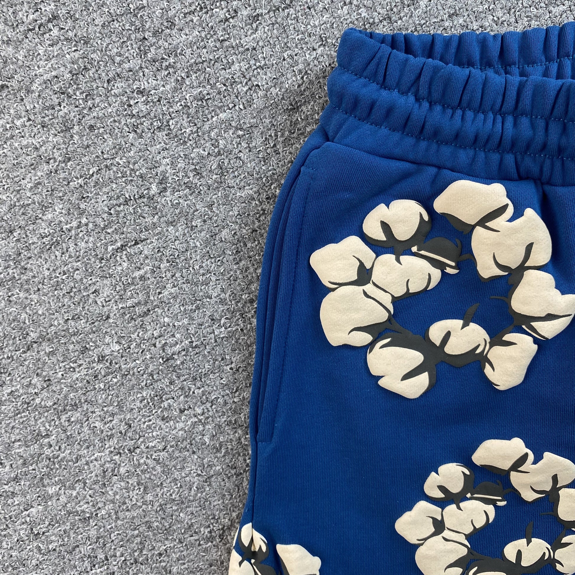 denim-tears-x-cpfm-cactus-tears-wreath-shorts-blue-3-Drip Store Argentina