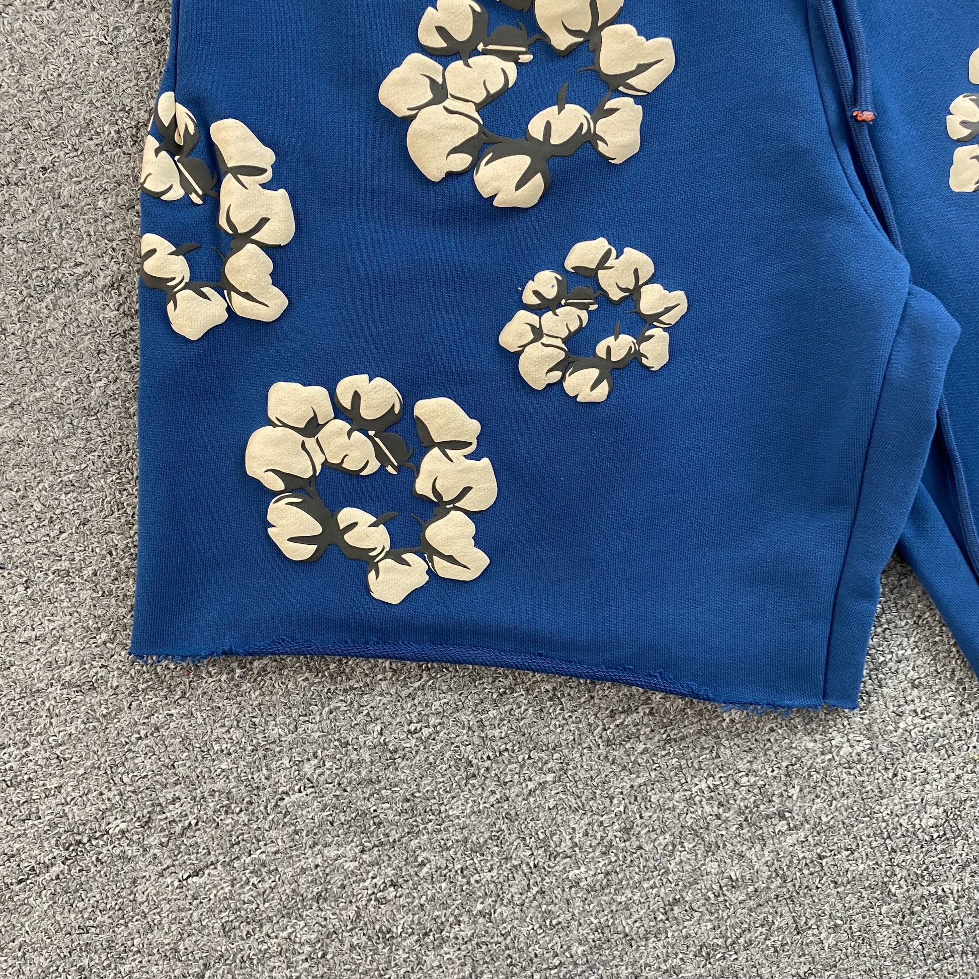 denim-tears-x-cpfm-cactus-tears-wreath-shorts-blue-5-Drip Store Argentina