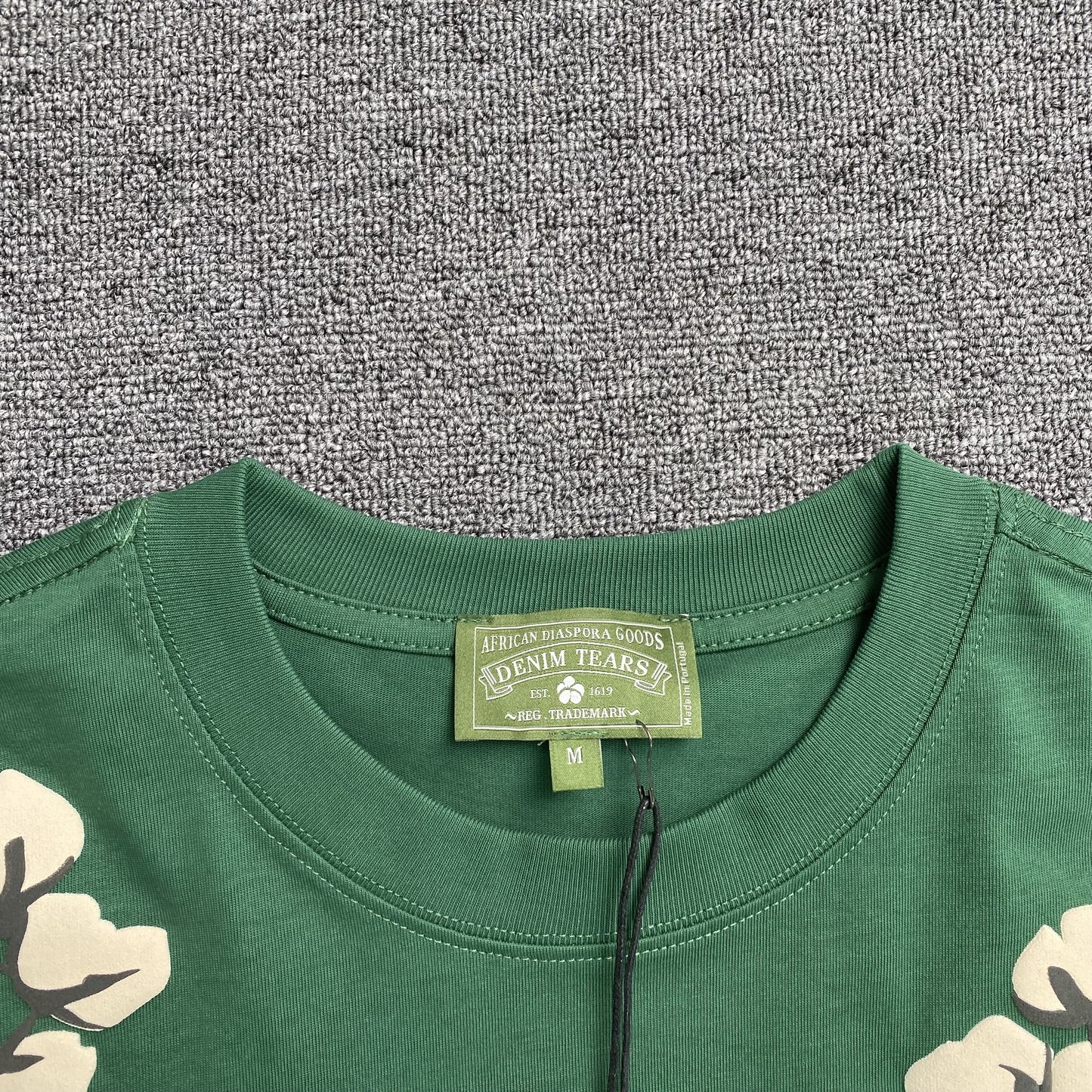 denim-tears-x-cpfm-cactus-tears-wreath-tee-green-4-Drip Store Argentina