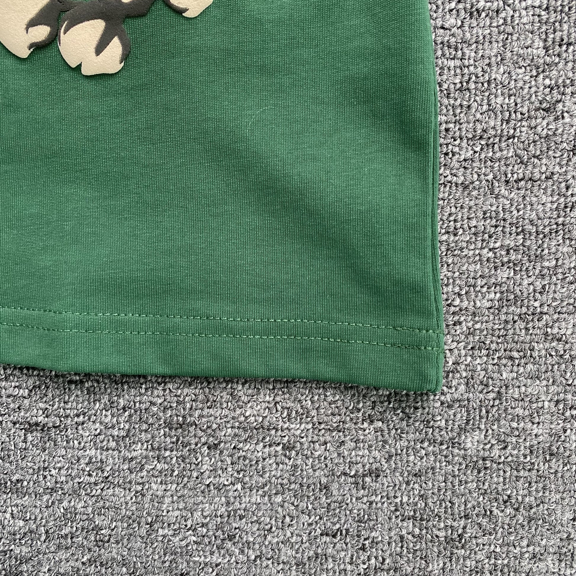 denim-tears-x-cpfm-cactus-tears-wreath-tee-green-5-Drip Store Argentina