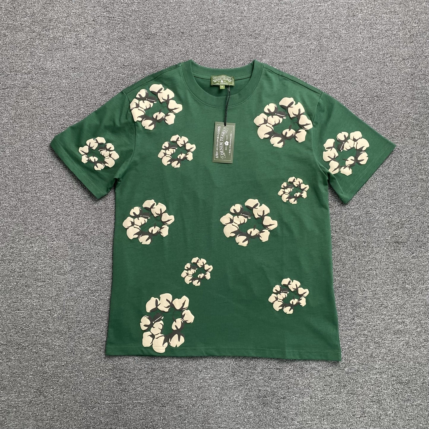 denim-tears-x-cpfm-cactus-tears-wreath-tee-green-Drip Store Argentina