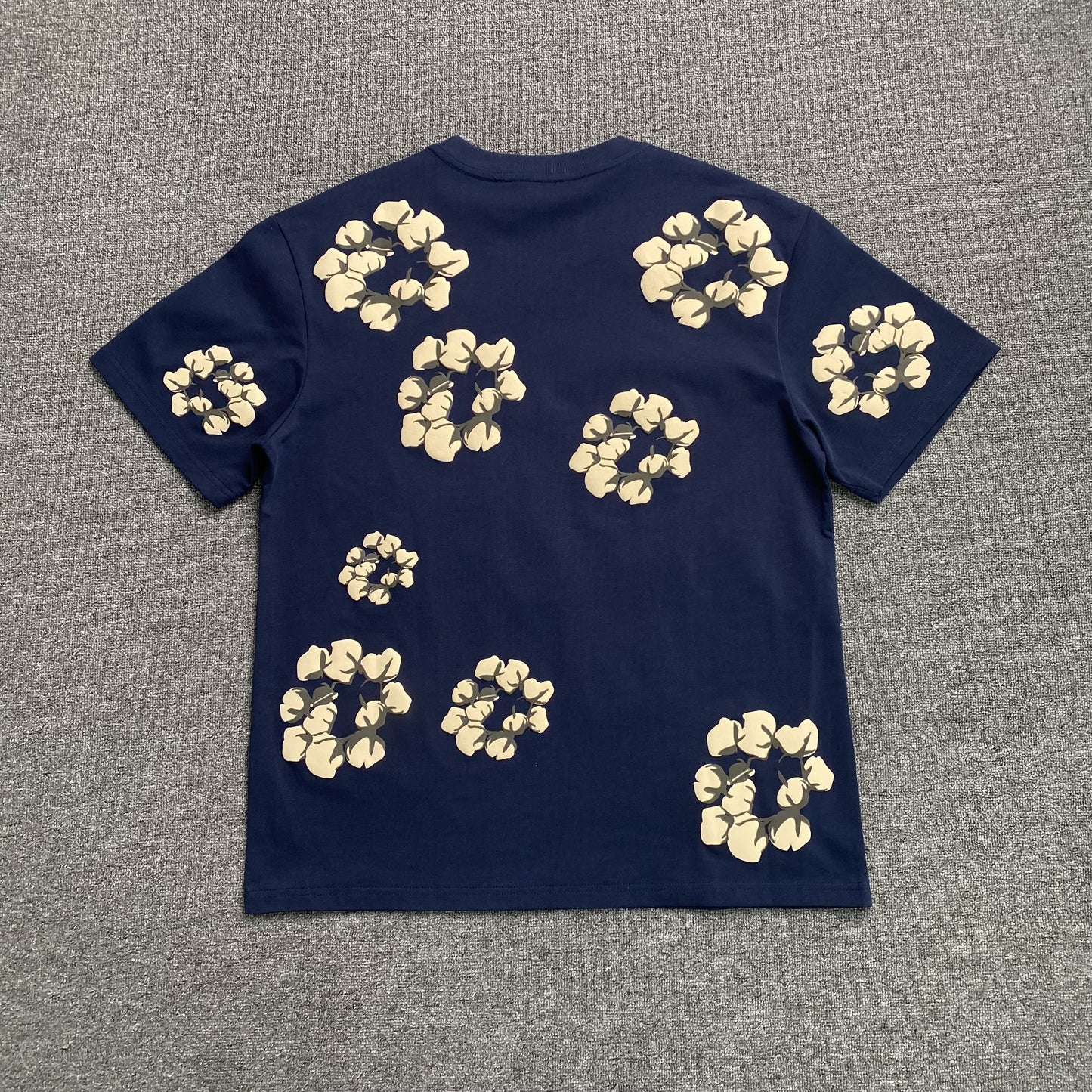 denim-tears-x-cpfm-cactus-tears-wreath-tee-navy-2-Drip Store Argentina