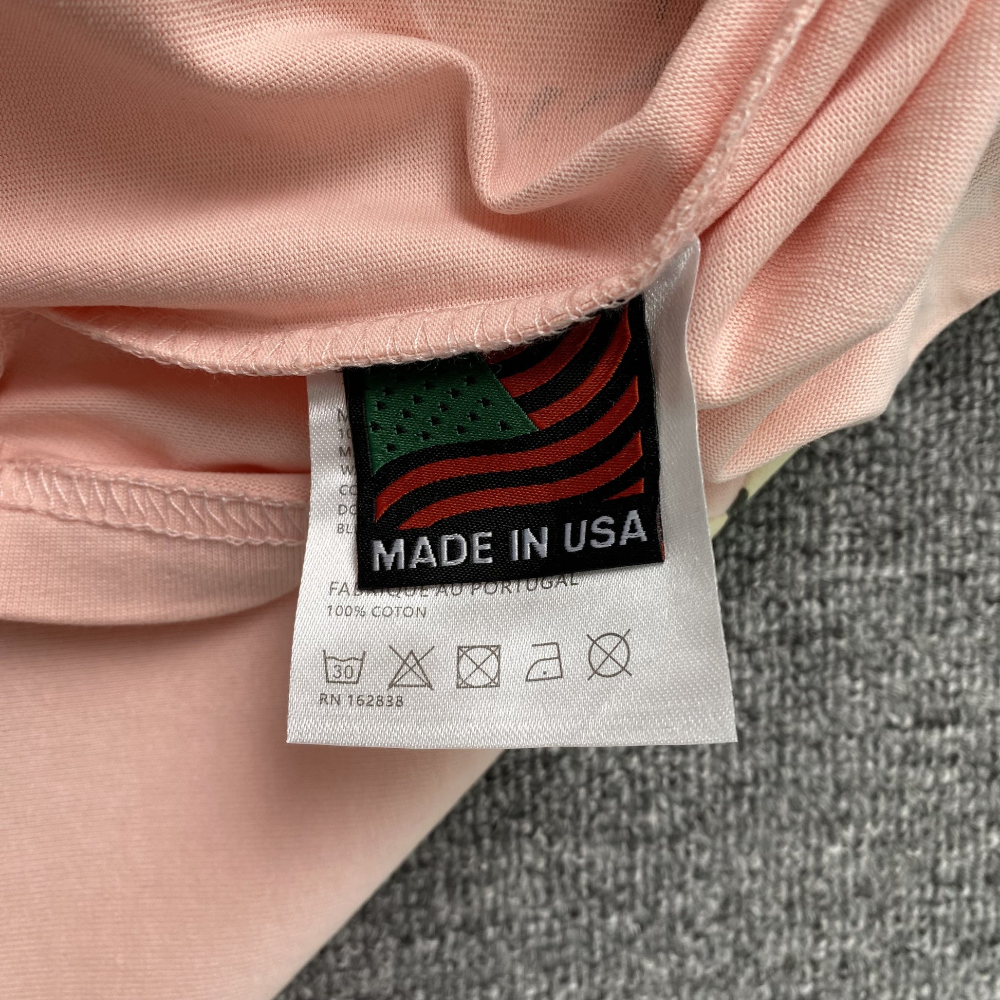 denim-tears-x-cpfm-cactus-tears-wreath-tee-pink-6-Drip Store Argentina