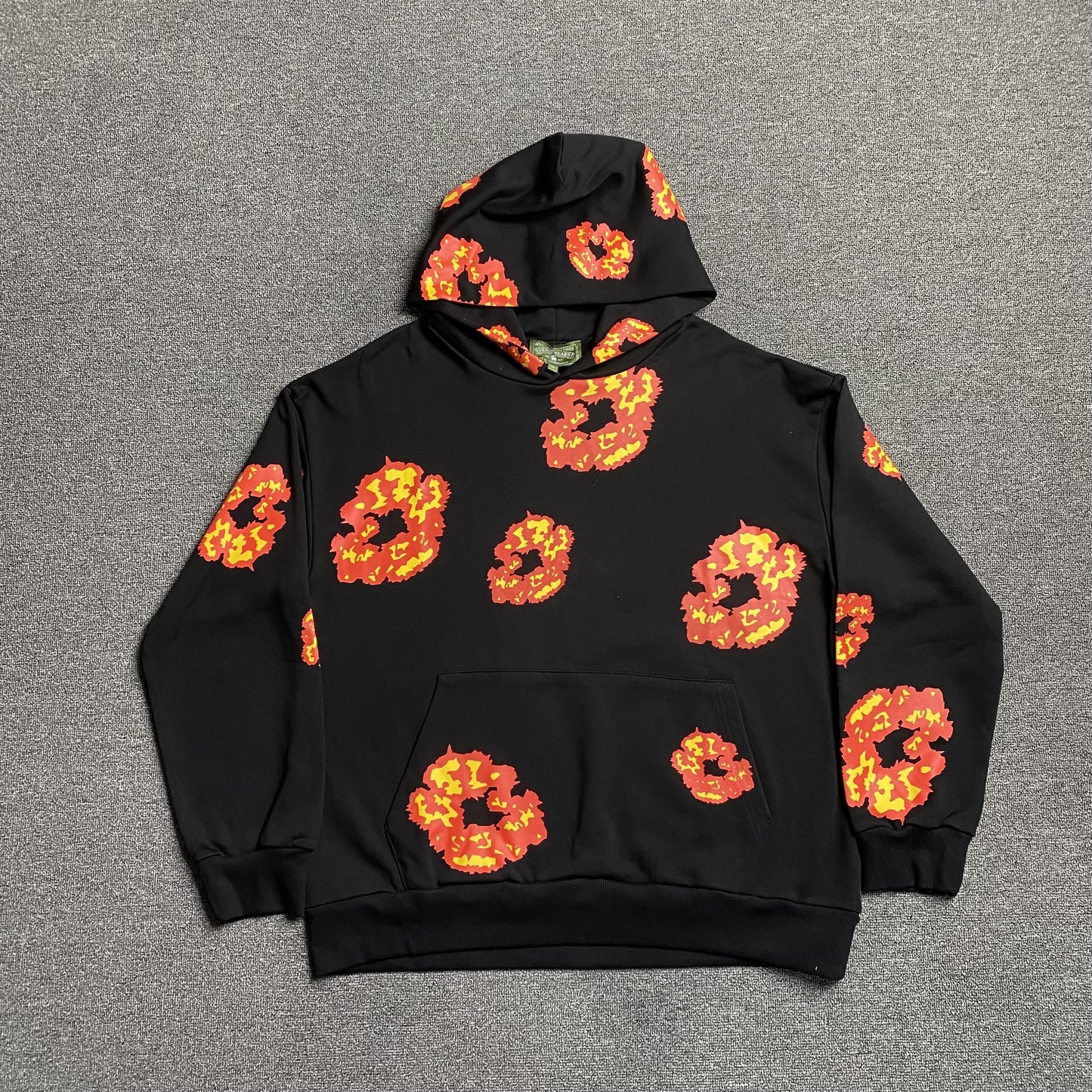 denim-tears-x-offset-wreath-hoodie-black-Drip Store Argentina