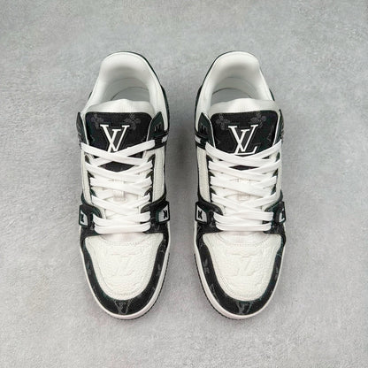 Louis Vuitton Trainer Sneaker Negra