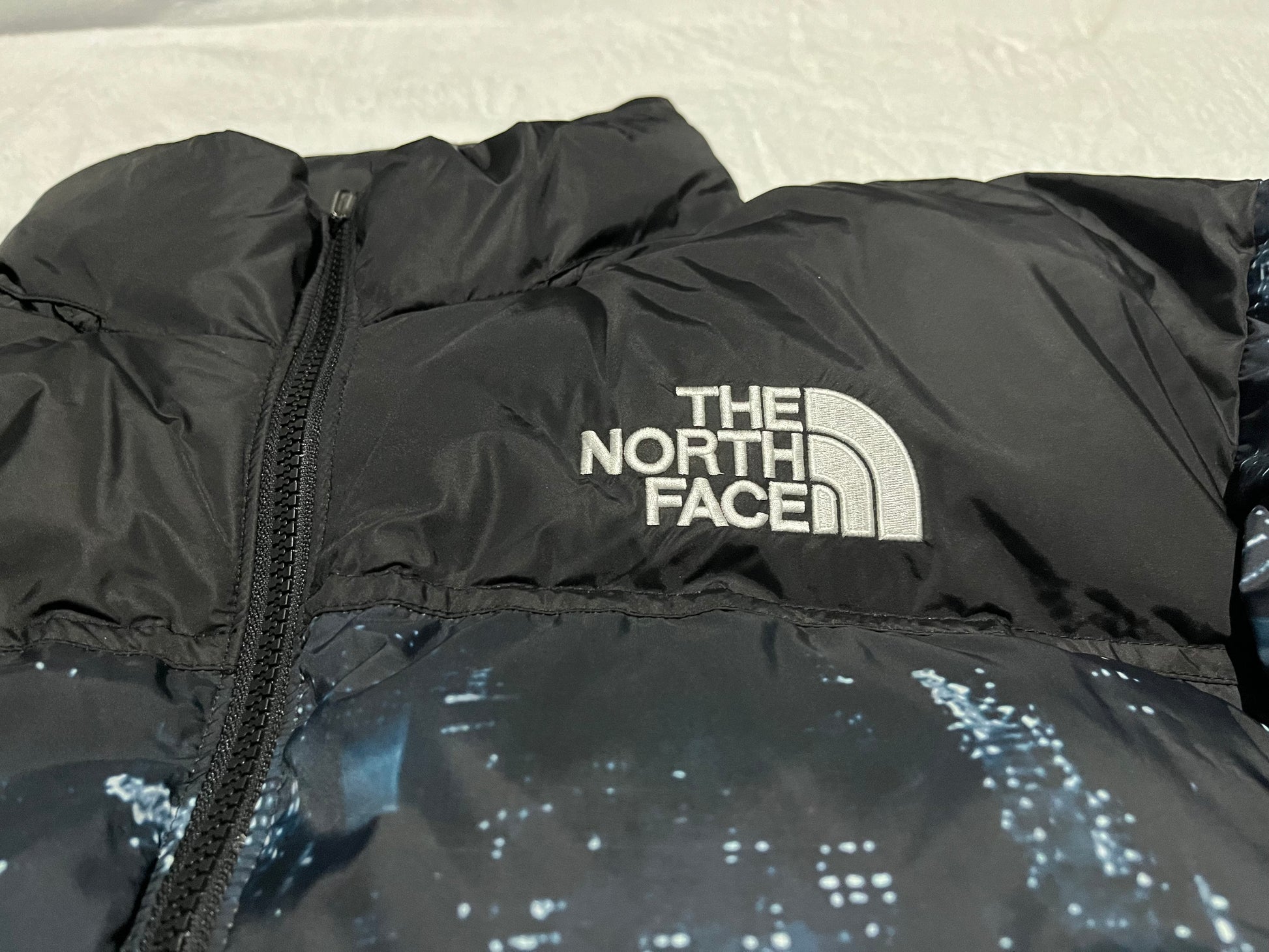 extra-butter-x-the-north-face-nightcrawlers-nuptse-jacket-10-Drip Store Argentina