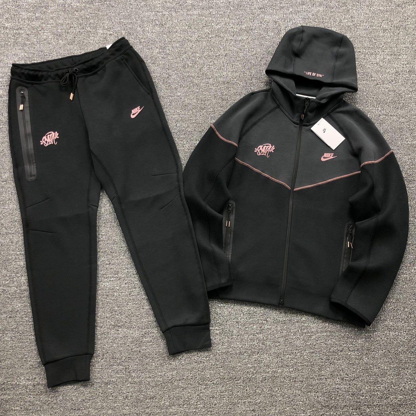 NIKE X SYNA WORLD TECH FLEECE TRACKSUIT BLACK