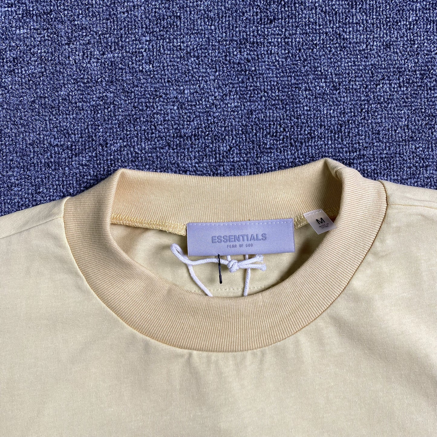 FEAR OF GOD ESSENTIALS TEE EGG SHELL