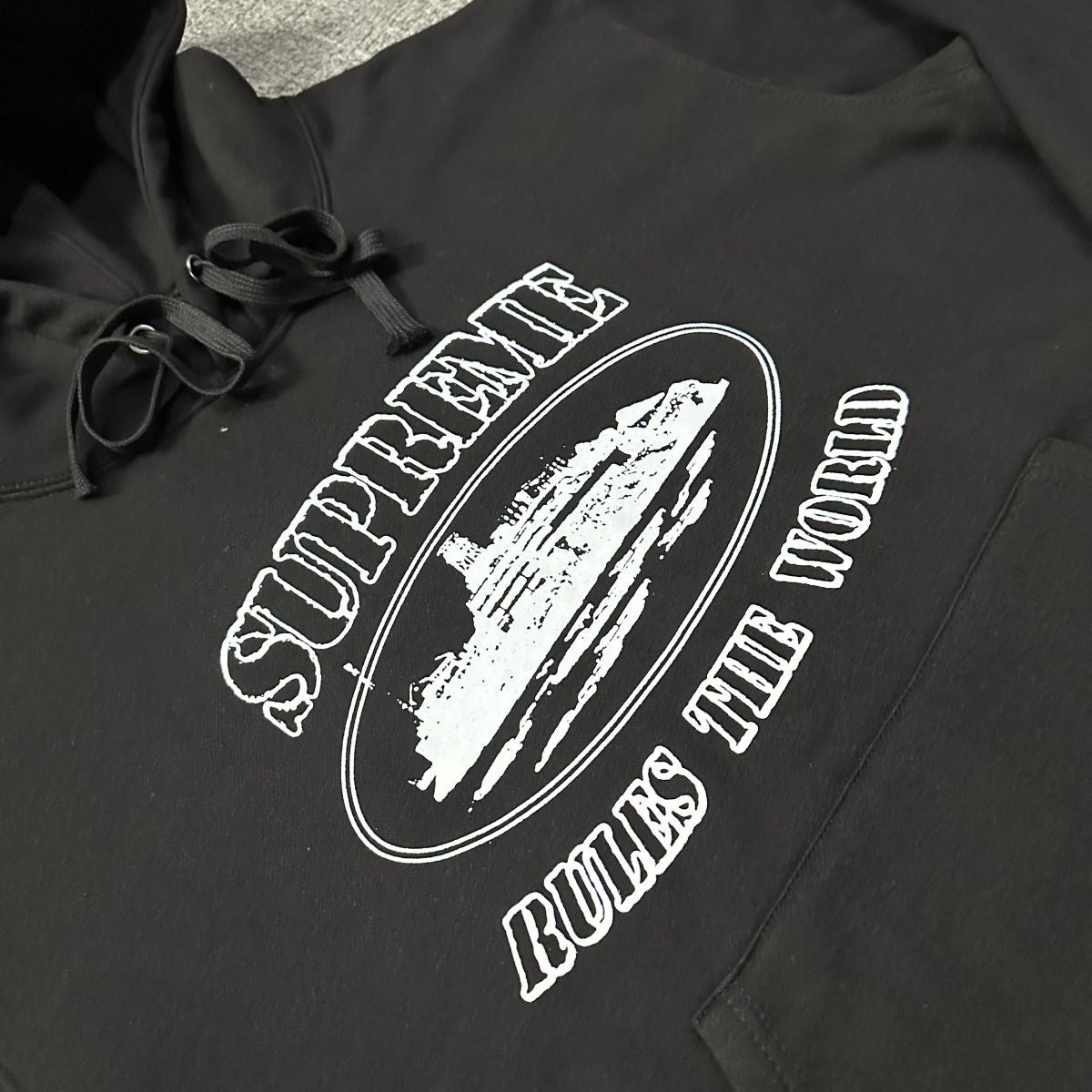 SUPREME CORTEIZ RULES THE WORLD HOODIE BLACK