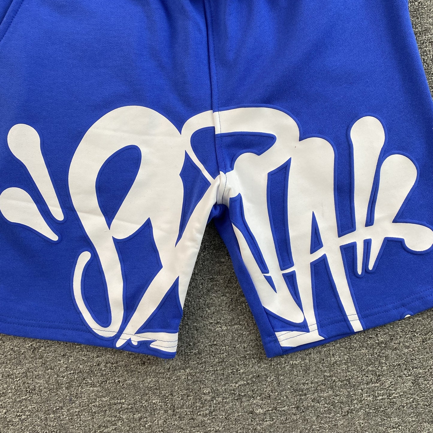 SYNA WORLD SYNA LOGO SHORTS AZUL 