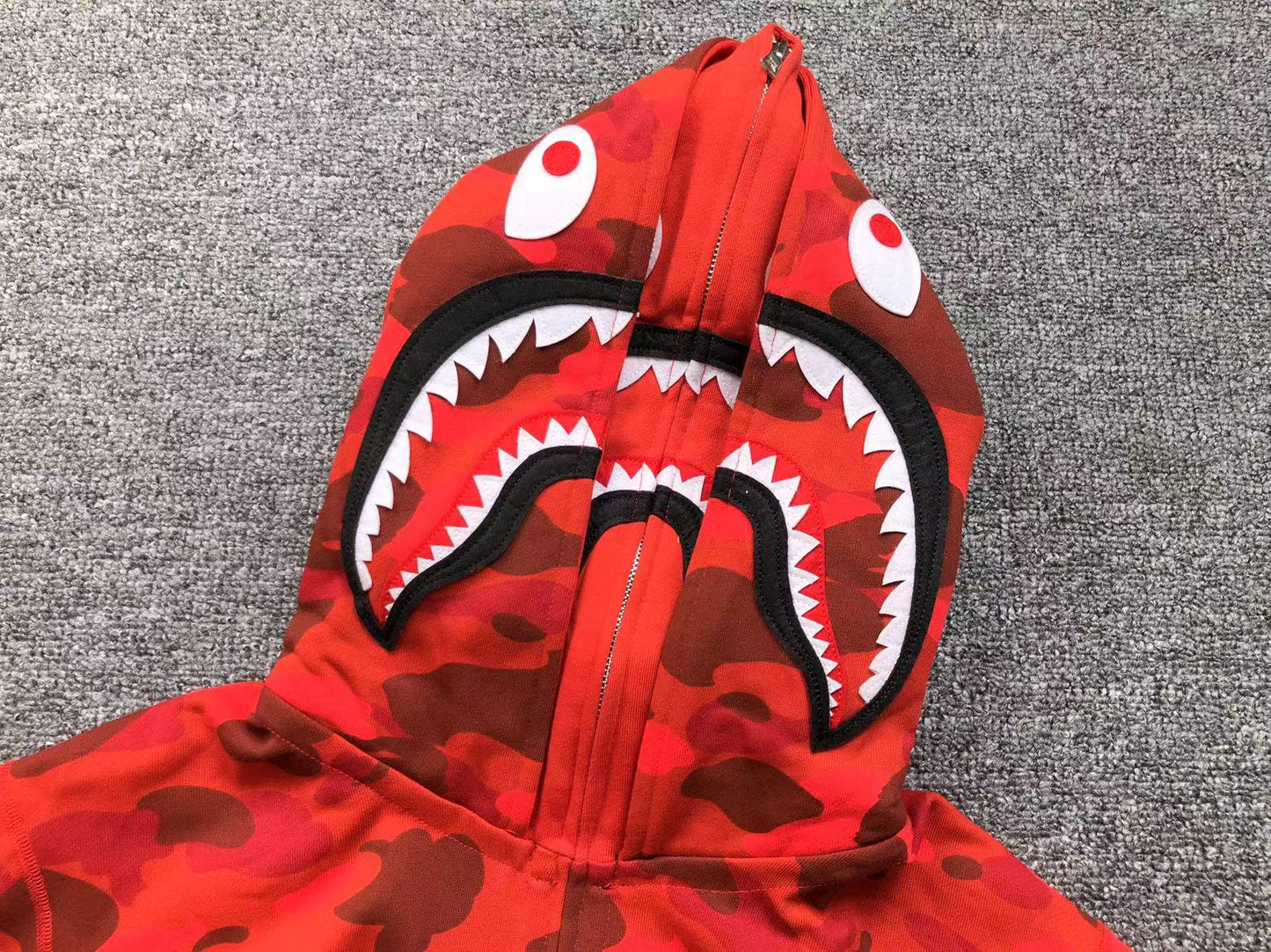 BAPE COLOR CAMO SHARK WIDE FULL ZIP DOUBLE HOODIE RED