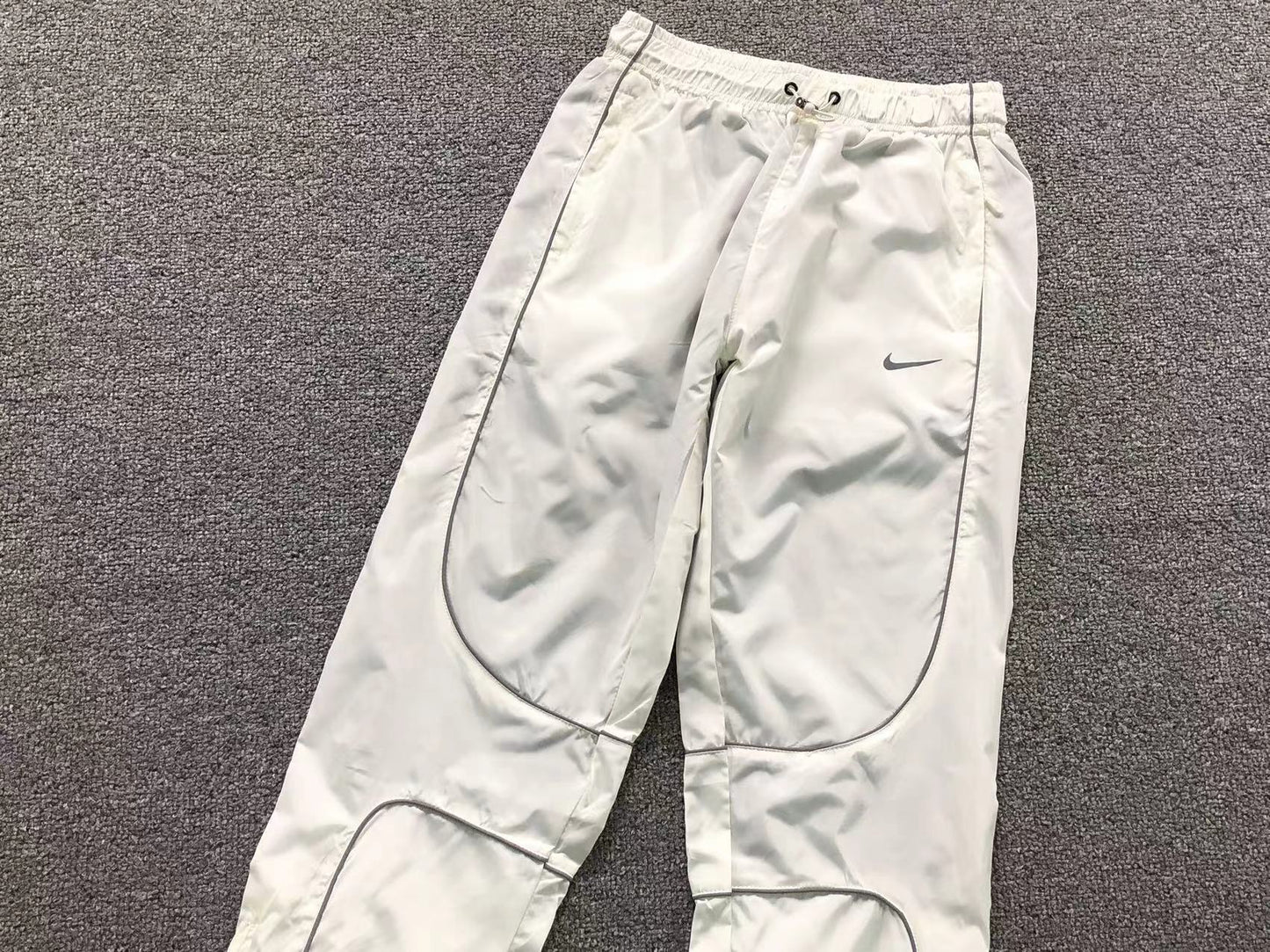 Pantalon Corteiz x Nike NRG Onyx Blanco