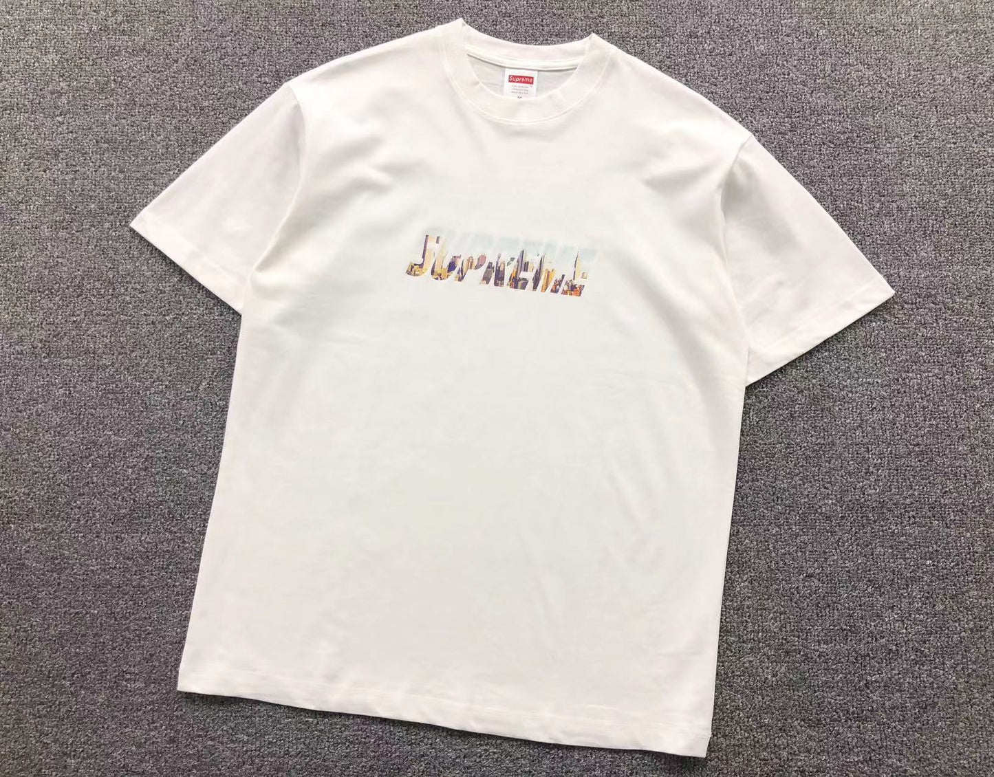 SUPREME GOTHAM TEE WHITE