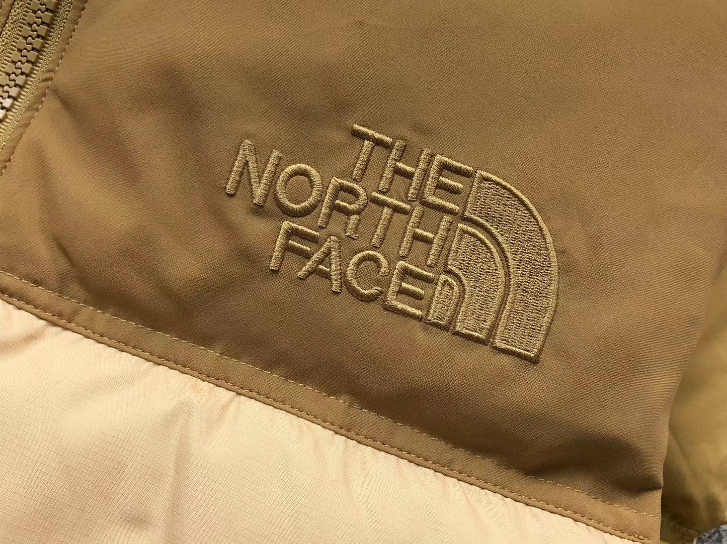 THE NORTH FACE 1996 RETRO NUPTSE VEST BROWN