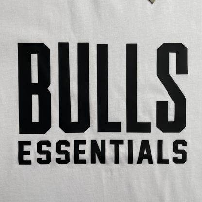 fear-of-god-essentials-bulls-tee-white-2-Drip Store Argentina