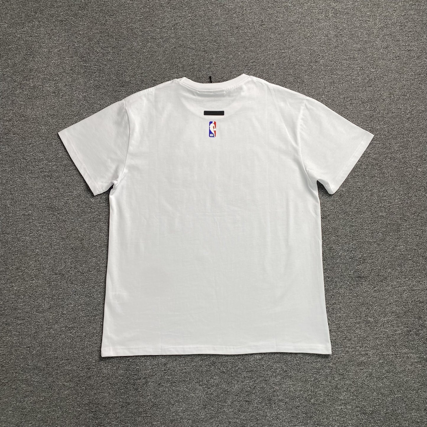 fear-of-god-essentials-celtics-tee-white-3-Drip Store Argentina