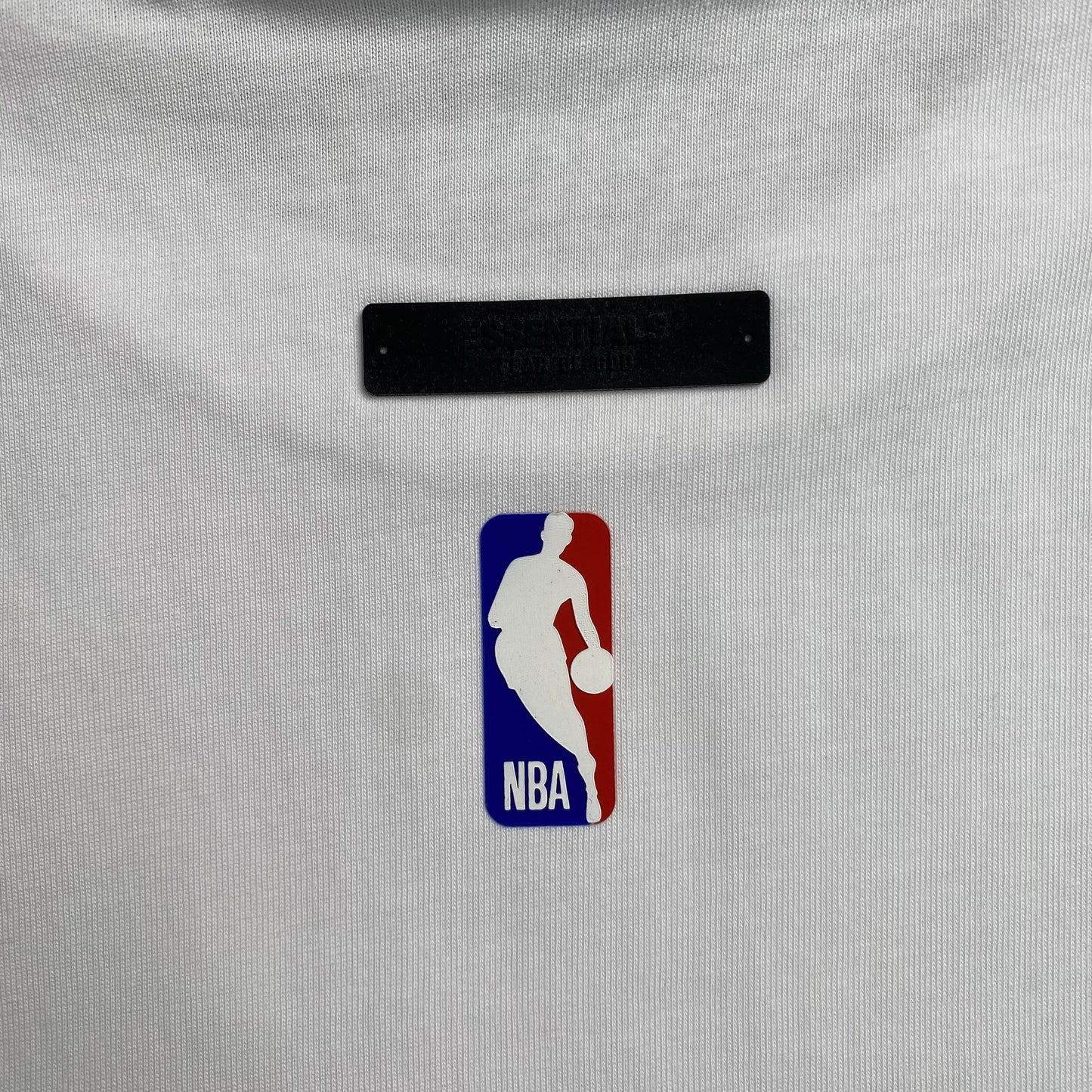 fear-of-god-essentials-celtics-tee-white-4-Drip Store Argentina