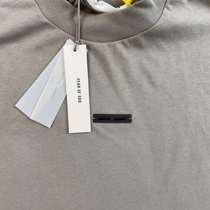 Remera Fear of God Essentials Classic SS25 Timber