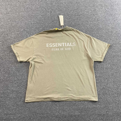 Remera Fear of God Essentials Classic SS25 Timber