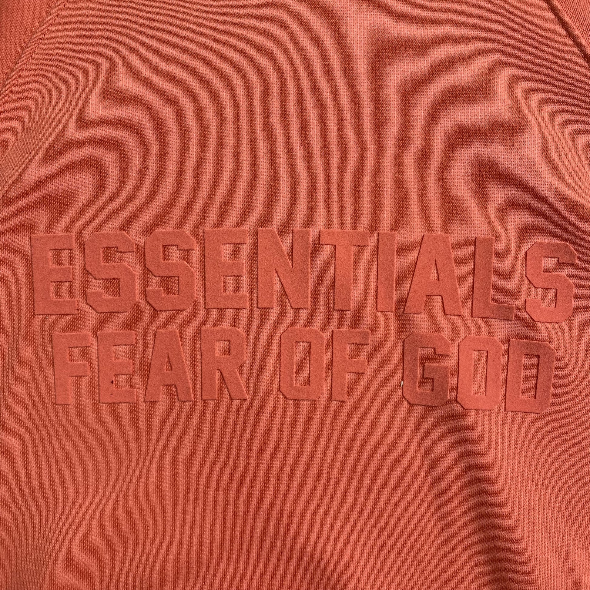 fear-of-god-essentials-hoodie-coral-2-Drip Store Argentina