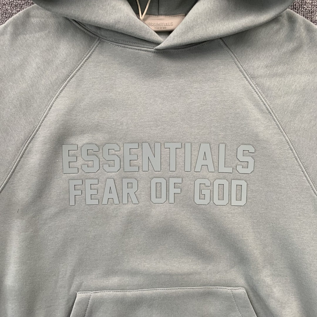 fear-of-god-essentials-hoodie-sycamore-2-Drip Store Argentina