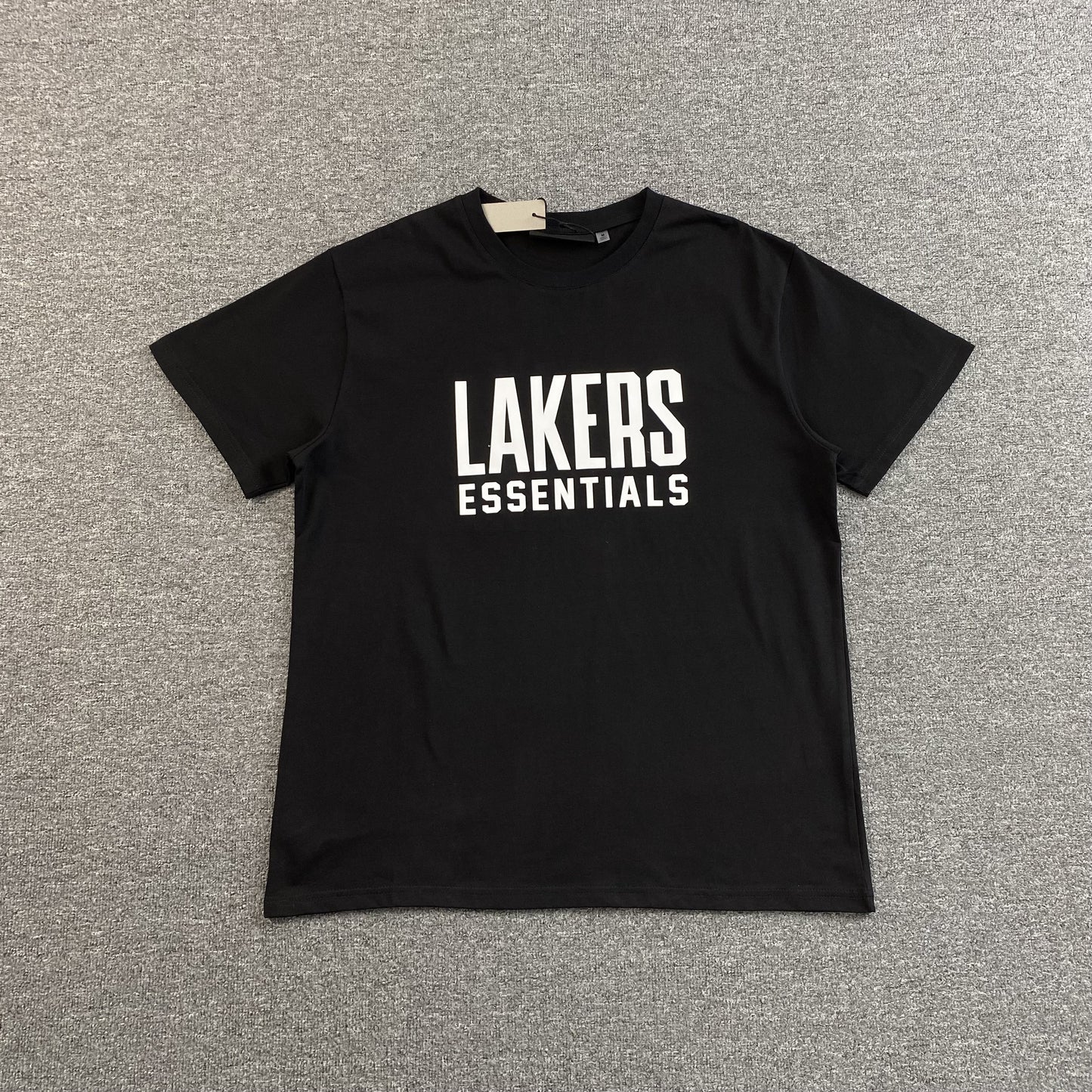 fear-of-god-essentials-lakers-tee-black-Drip Store Argentina