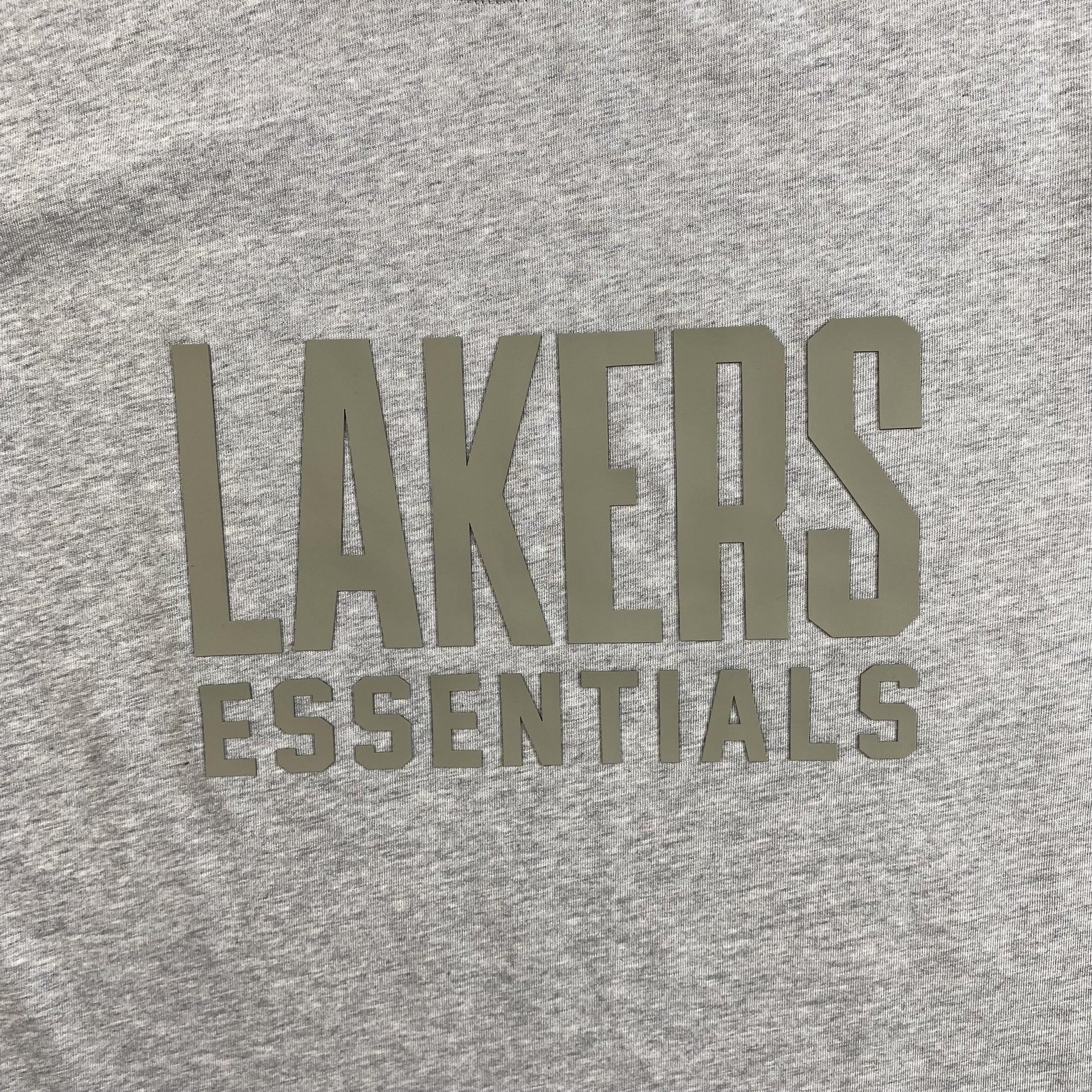 fear-of-god-essentials-lakers-tee-grey-2-Drip Store Argentina