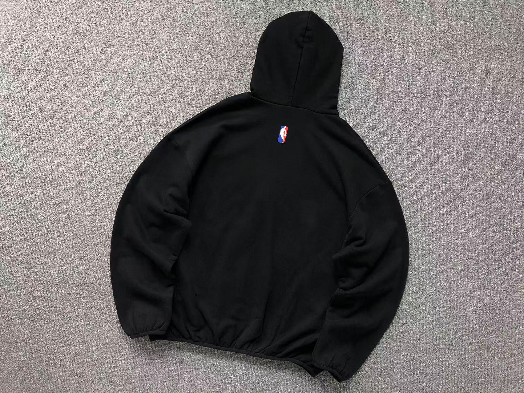 fear-of-god-essentials-nba-hoodie-black-6_cc7a9da1-Drip Store Argentina