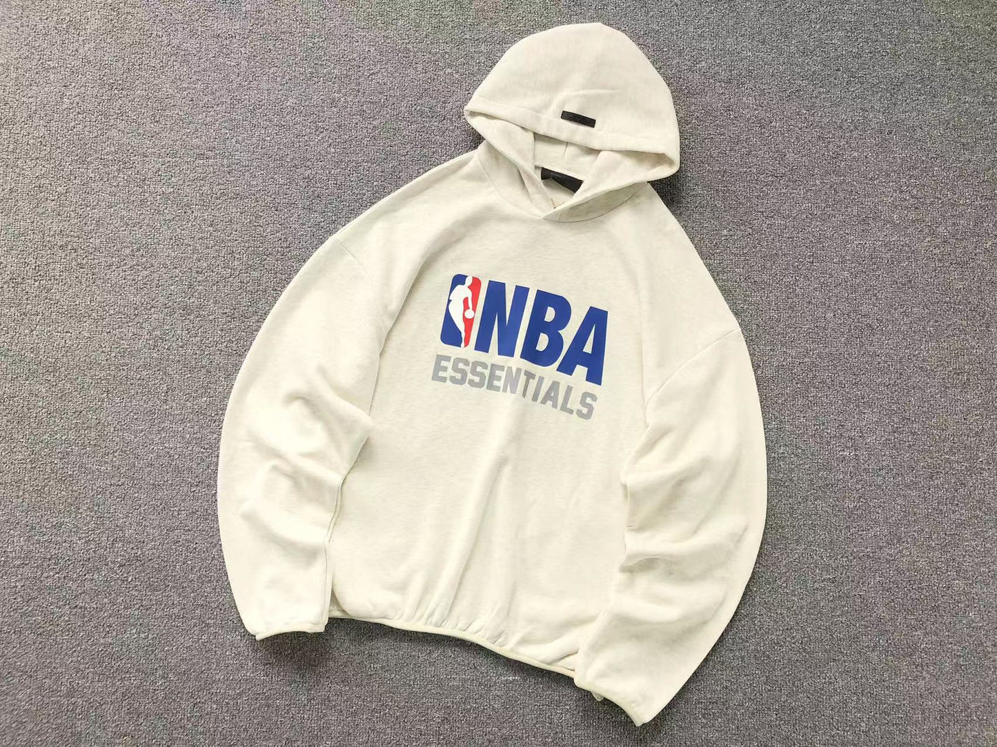 fear-of-god-essentials-nba-hoodie-grey_36e0b374-Drip Store Argentina