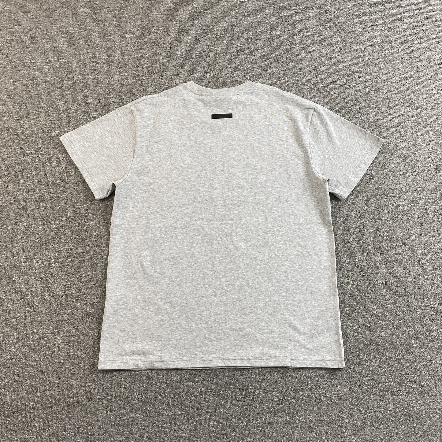 fear-of-god-essentials-nba-tee-grey-3-Drip Store Argentina