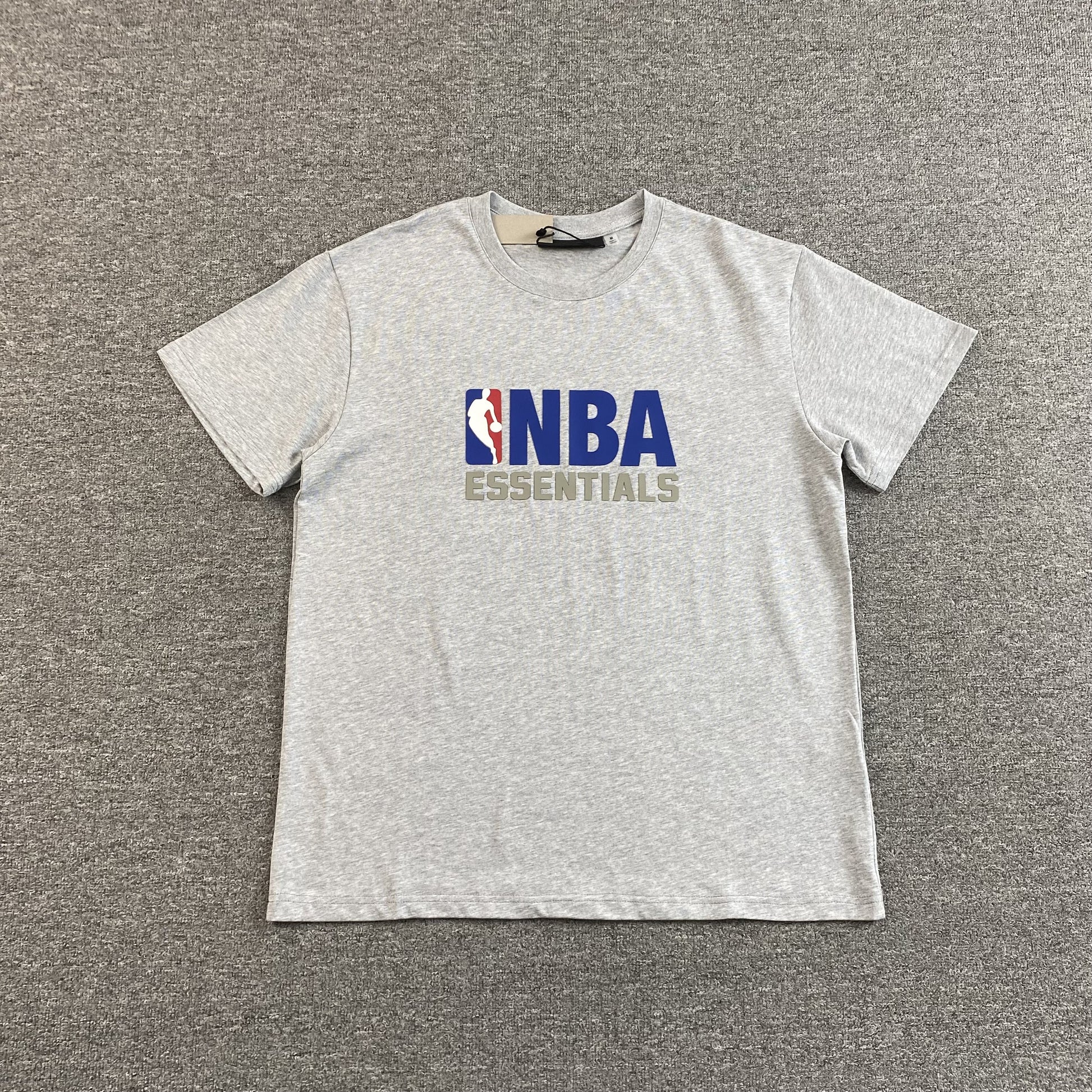 fear-of-god-essentials-nba-tee-grey-Drip Store Argentina