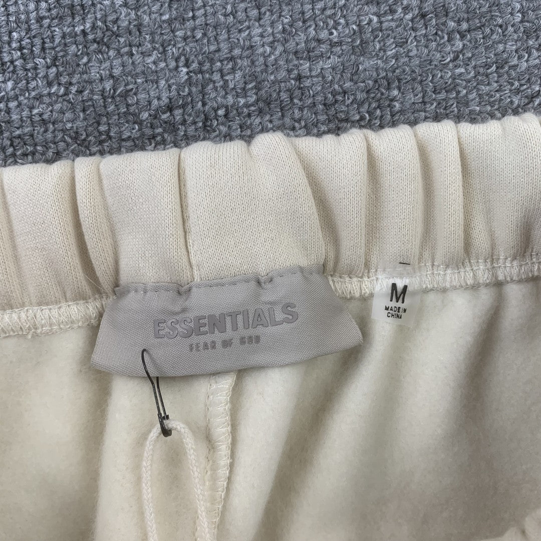 Pantalón Fear of God Essentials Egg Shell