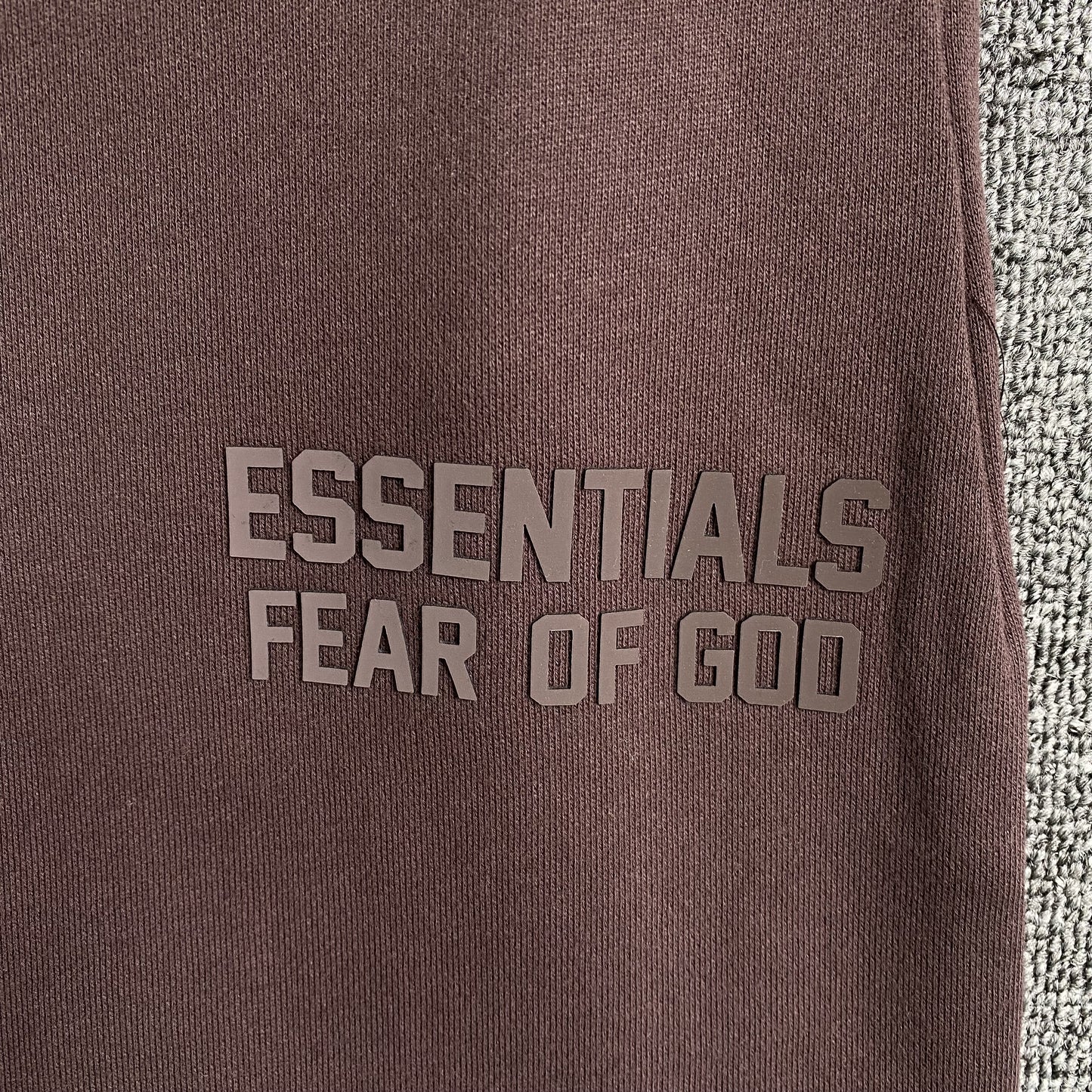 Pantalón Fear of God Essentials Plum