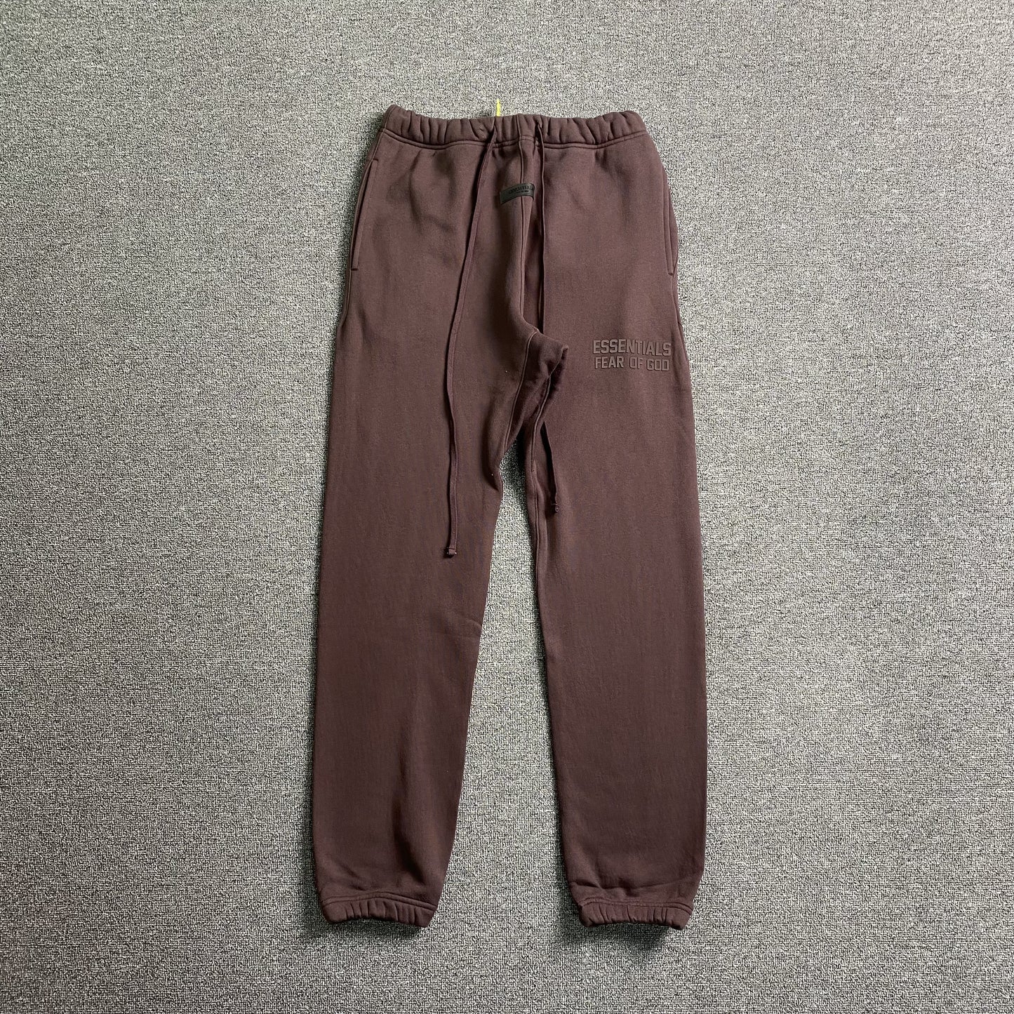 Pantalón Fear of God Essentials Plum