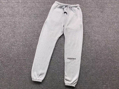 Pantalón Fear of God Essentials (SS22) Gris