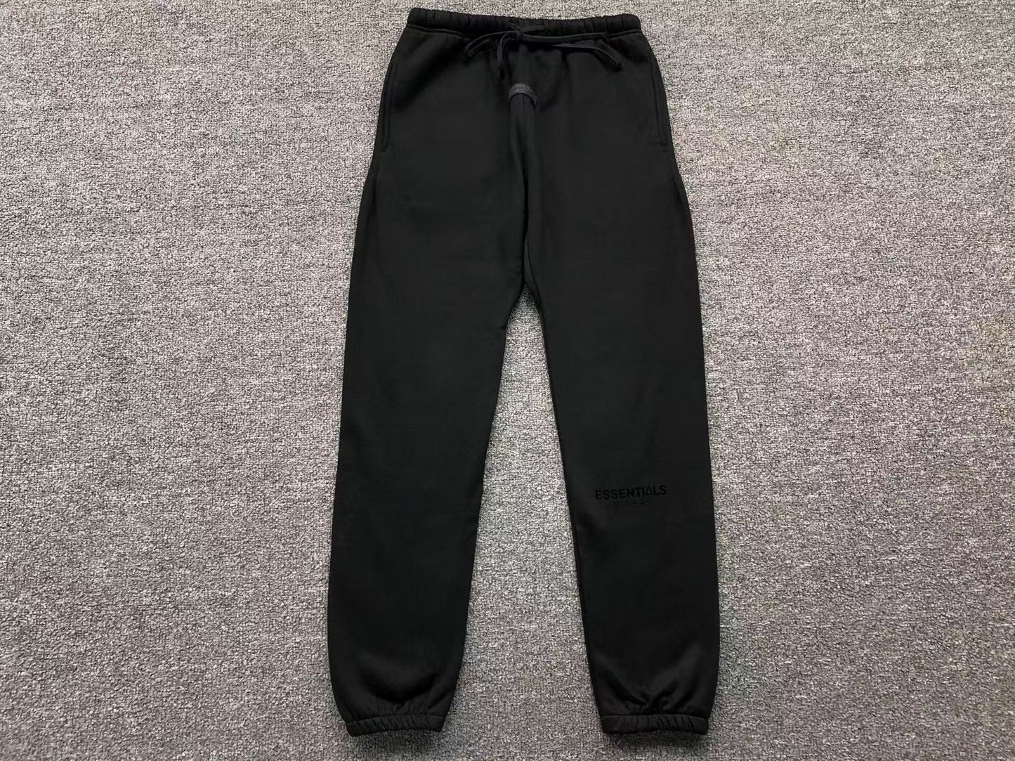 Pantalón Fear of God Essentials (SS22) Negro