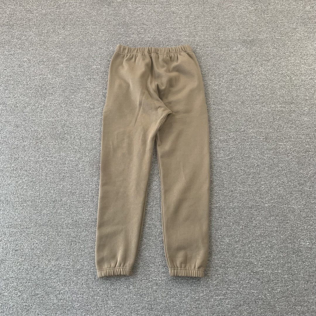 Pantalón Fear of God Essentials Wood