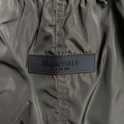 fear-of-god-essentials-running-nylon-short-off-black-4-Drip Store Argentina