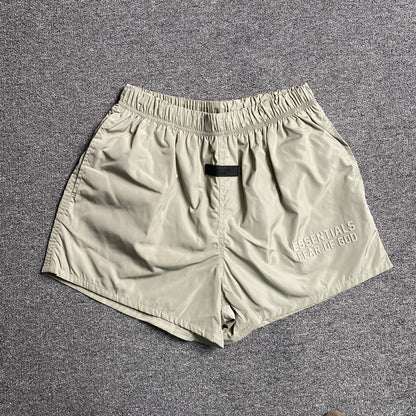 fear-of-god-essentials-running-nylon-short-smoke-Drip Store Argentina