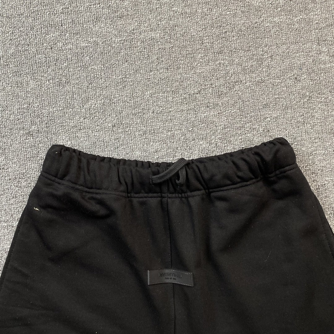 fear-of-god-essentials-shorts-off-black-3-Drip Store Argentina