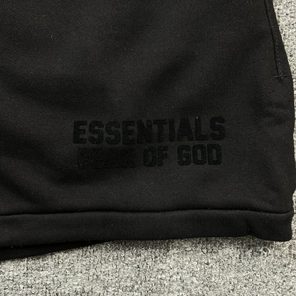 fear-of-god-essentials-shorts-off-black-4-Drip Store Argentina