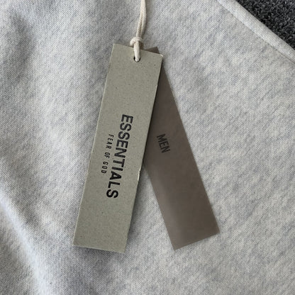 fear-of-god-essentials-shorts-ss22-light-oatmeal-5-Drip Store Argentina