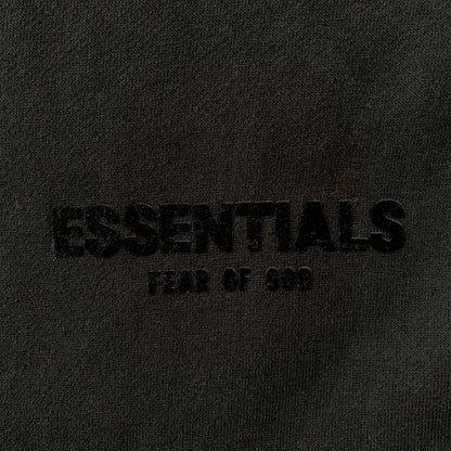 fear-of-god-essentials-shorts-ss22-stretch-limo-3-Drip Store Argentina