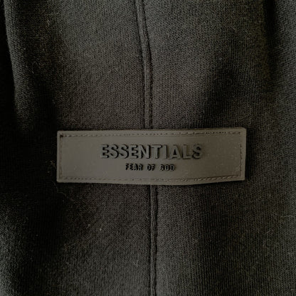 fear-of-god-essentials-shorts-ss22-stretch-limo-4-Drip Store Argentina