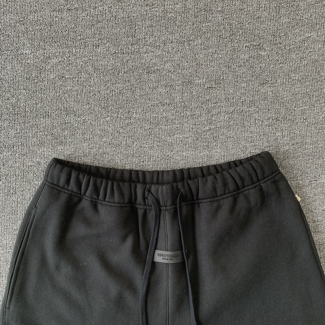 fear-of-god-essentials-shorts-ss22-stretch-limo-5-Drip Store Argentina