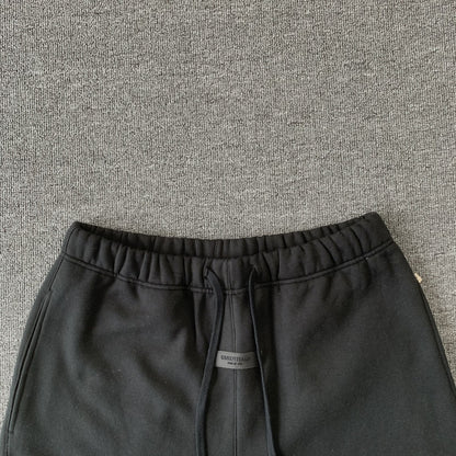 fear-of-god-essentials-shorts-ss22-stretch-limo-5-Drip Store Argentina